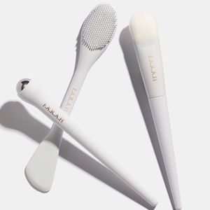 F.A.R.A.H The Skin Retreat Set in White